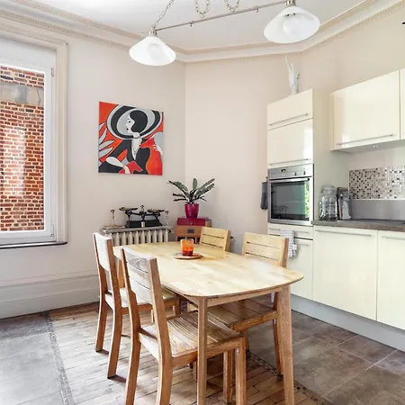 Appartement Spacious 3 Bedrooms 135 M & Privative Parking Lille